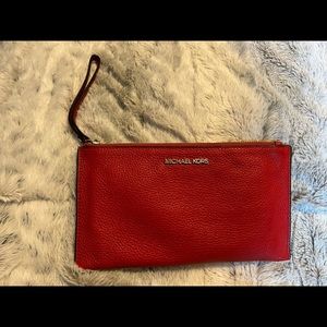 Michael kors wrist wallet